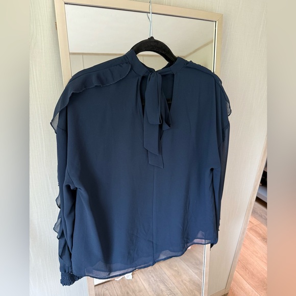 Chic Blue Ruffle Blouse - Picture 2 of 2